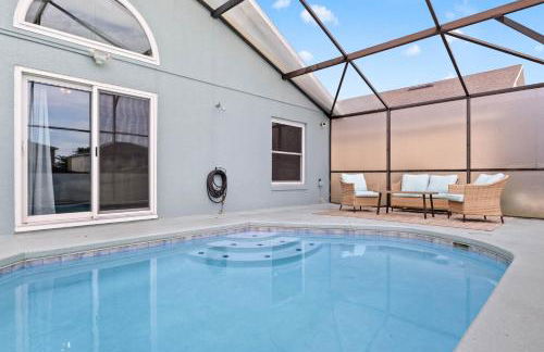 Family Retreat w/ Pool & Foosball, 8.5mi to Disney! - Foto 1