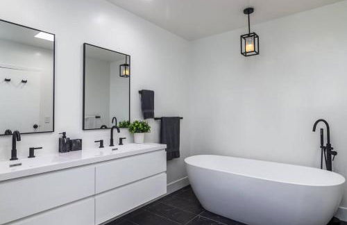 4 Bedroom house large pool & spa in prime location - Foto 35