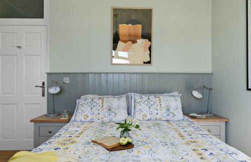 1 The Old Signal House, Penlee Point - Amazing views - Woodburner - Wi-Fi - Photo 27