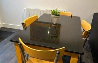 Stunning Flat with Parking Free near Sutton Station - Foto 15