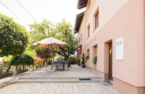 Old Pear Apartment - Photo 6