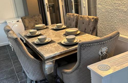 Spacious 4 bedroom house - Foto 9