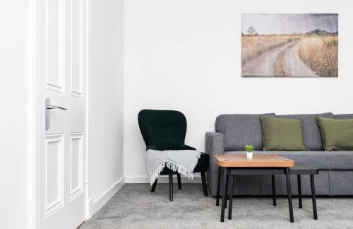 5 Individual Beds - Free Parking - Foto 18