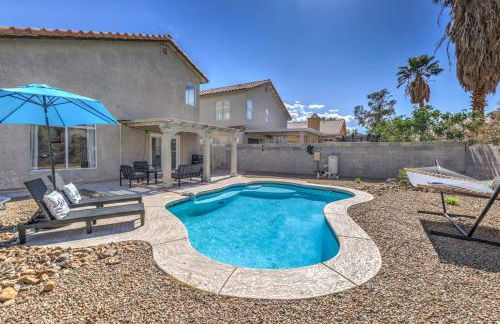 Peaceful Las Vegas Pool Oasis, Pool Table, Hammock - Foto 10