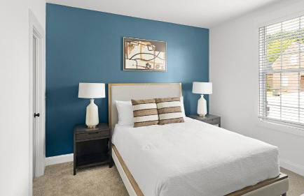 Landing Stylish 2BD Gym Clubhouse - Photo 12