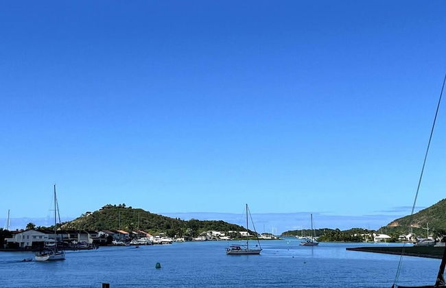 4 Guests - Stunning View - Pool - South Finger - Photo 13