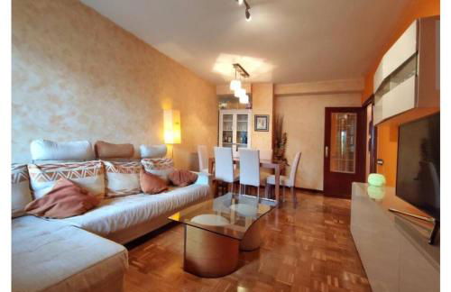 Apartamento La Rocha, con garaje cerca del centro, Pamplona - Photo 11