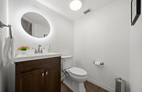 Houston Lake Retreat Pool Lake Front Spa - Foto 25