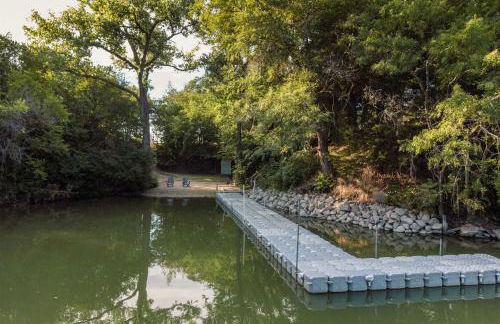 Plum Creek Retreat with Beach near Johnson Lake - Foto 31