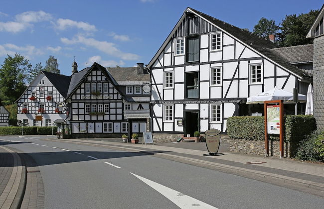 Charming Apartment With Balcony, Garden, BBQ, Parking, Heating - Foto 27