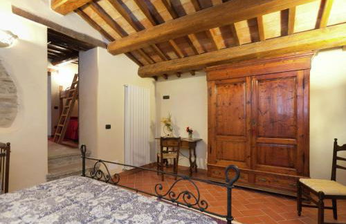 Farmhouse in Marche with Pool and Views - Foto 13