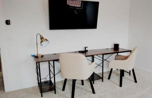 BRAND NEW - 4BD3BTH - Lely Resort - Heated Pool - Players Club Included - Min 2 Week Stay - Foto 16