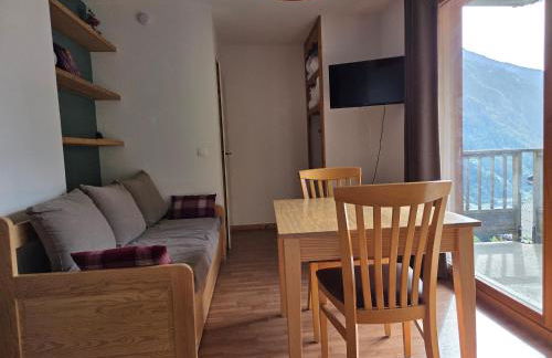 Hameau des Eaux d'Orelle 3 Vallées - 1 OU 2 Studios Communicants - Foto 13