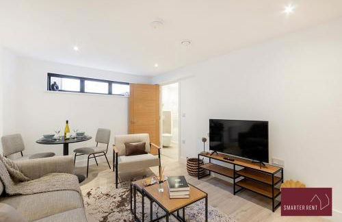 Wokingham - 2 Bedroom Ground Floor Flat - Foto 2