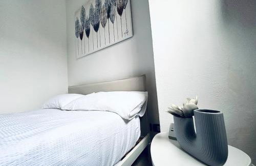 Near Airport -BGY BERGAMO AIRPORT STAY - Free WIFI - Foto 9