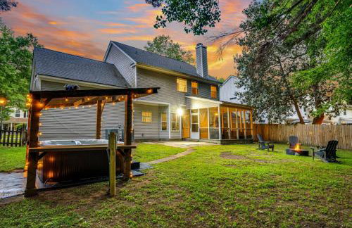 Country Haven - Hot Tub & Pool! Game Room, King Beds, Mins 2 dwtn - Foto 62