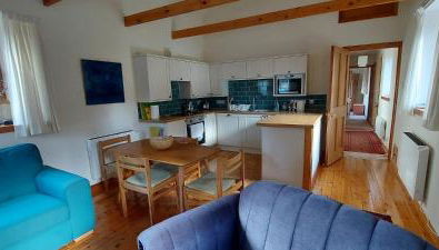 Old School - Photo 5