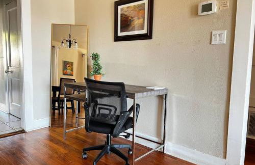 Spacious Room in shared home 9 Min to Convention Center - Foto 15