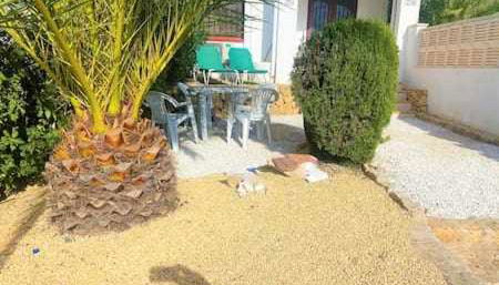 Apartamento con jardín, piscina y parking - Foto 3