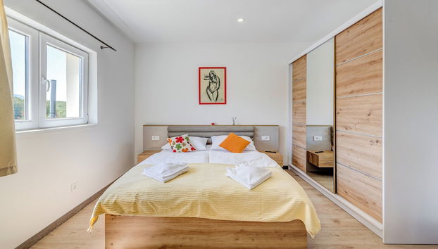 Villa Gariful, Sleeps 8 with Pool & Pet Friendly - Foto 4, Zimmer