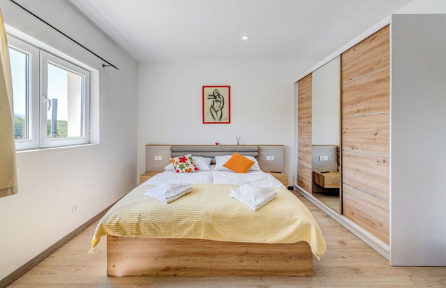 Villa Gariful - Sleeps 10 - Pool - Hottub - Petsok - Foto 30