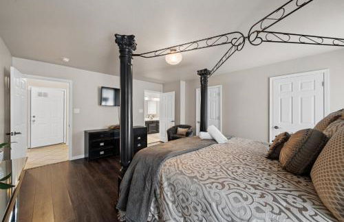 Pool, Hot Tub, Game Room & Sleeps 18! By StayLage - Foto 6