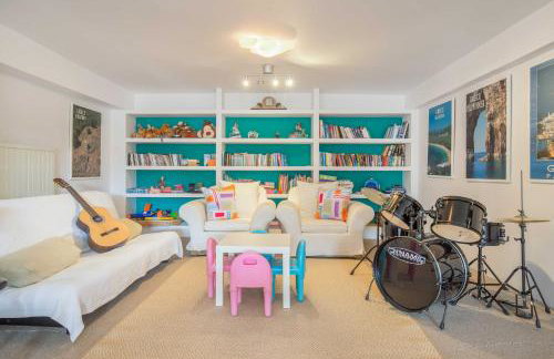 Villa Oasis with Large Pool Athenian Riviera Lagonissi - Foto 36