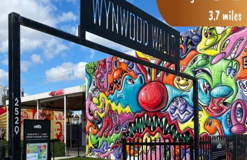 NEW! Havana Nights Villa ! Walk to Calle Ocho! - Foto 25