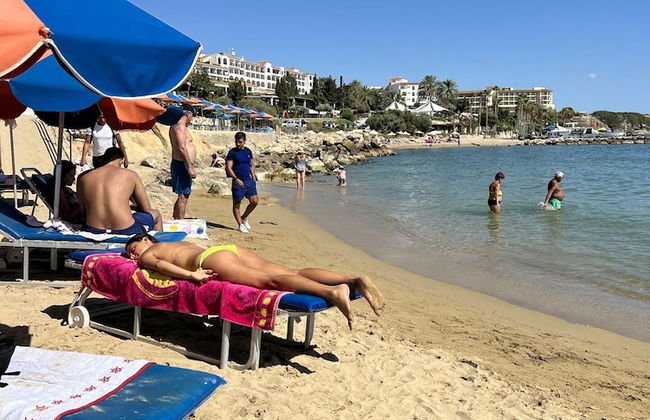 Pathos Penthouse A Slice of Paradise - Photo 11