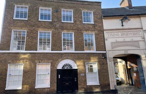 Charming 2B Georgian Flat in Historic Tring - Photo 4