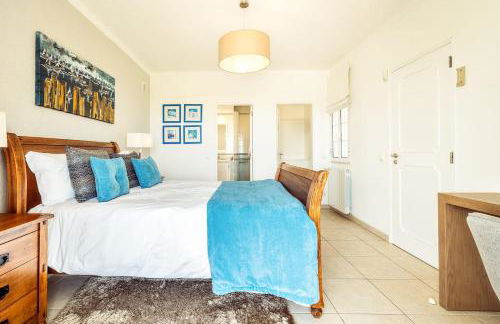 Lovely Very Private Villa with Beautiful Gardens - Foto 22