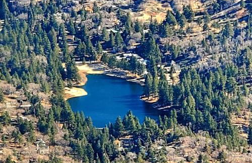 Majestic Log A Frame by Lake, Loft & Deck - Foto 2