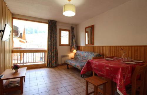 Charmant appart pour 4 au centre de Lanslevillard, balcon, parking - FR-1-508-201 - Foto 2