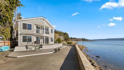 Belfair Beach House - Photo 2