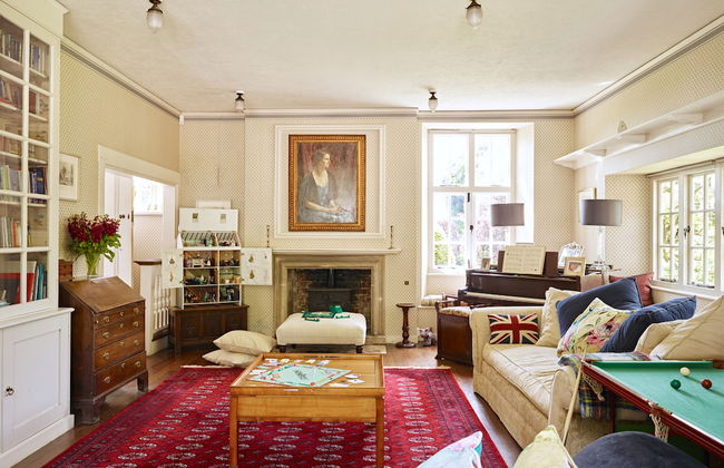 Drakestone House Manor With Breathtaking Cotswolds Views - Photo 16