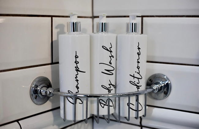 Fabulously Unique 3BD Home Sunderland - Foto 22