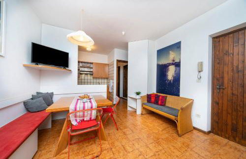 GuestHost - Zoncolan Mountain Lodge - Foto 8