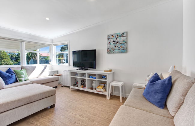 The Little Blue Bach in Oneroa Village - Foto 7