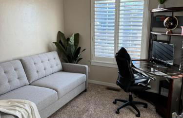 Spacious 4BR Retreat-Lush Garden - Foto 37