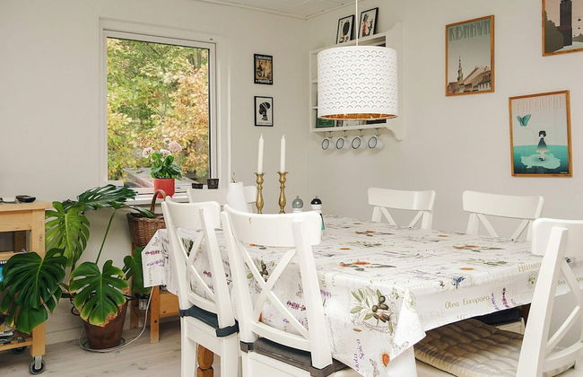 6 Person Holiday Home in Hojby - Photo 22