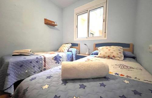Almerimar Amplio Apartamento de 3 Habitaciones con Piscina, pista de padel, futbol y Garaje Cubierto para 2 Coches en Altas Entinas - Foto 12