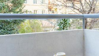 Petit jaune, T2 centre ville Marseille avec balcon - Foto 5