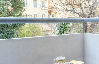 Petit jaune, T2 centre ville Marseille avec balcon - Foto 5