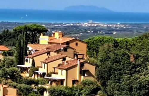 Trilocale con piscina - Foto 21