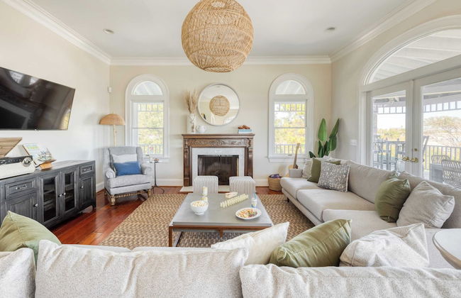 Haven by Avantstay Luxury Beachfront Home w/ Pool & Gorgeous Patios - Foto 9