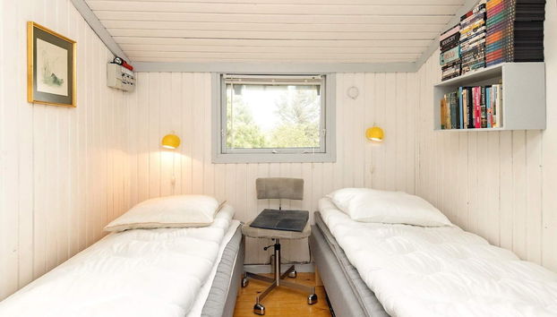 8 Person Holiday Home in Pandrup - Foto 4, Habitación