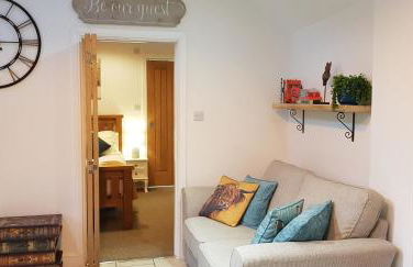 Cosy Little Cottage - Photo 1