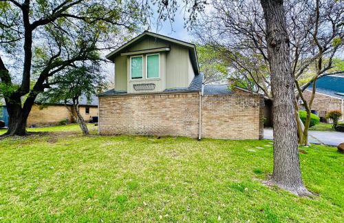 Garland Treehouse Villa: Patio Feasts & Creekside by Vacation Your way - Foto 60