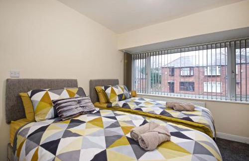 Beautiful Cozy Home With Free Parking - Foto 22