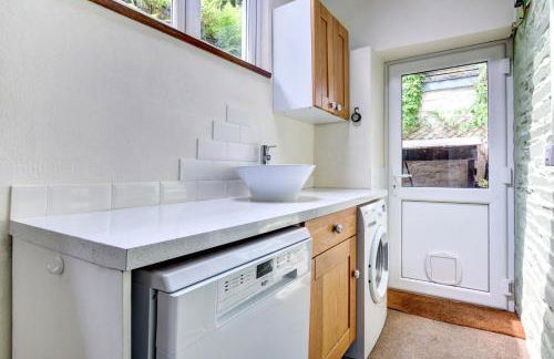 3 Bed in Machynlleth oc-bow43 - Photo 12